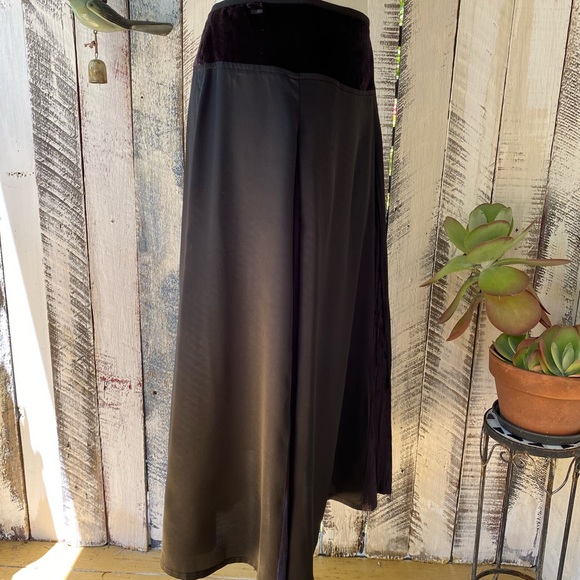 Rodney Clark Skirt - Picture 5 of 9